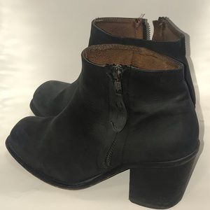 OFFICE LONDON // Ankle Boots